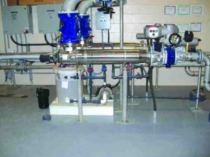 Trojan TechnologiesUltraviolet (UV) disinfection reactors with a chemical clean in place system at Havelock, Ontario.