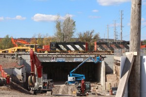 The King Road underpass in place under the railway lines. (CNW Group/CNW Broadcast Services)